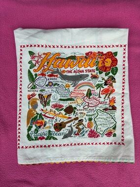 NWOT Hawaii State kitchen dish towel Cat Studio